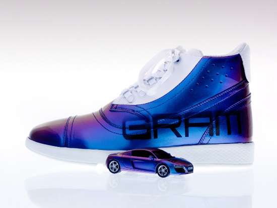 Xbox gram shoe and car