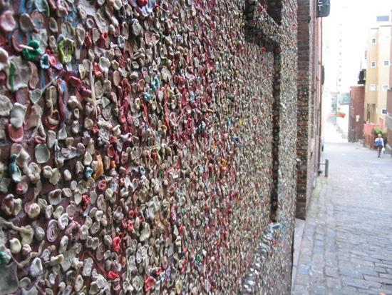 Seattle-bubble-gum-wall11