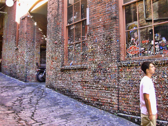 Seattle-bubble-gum-wall7