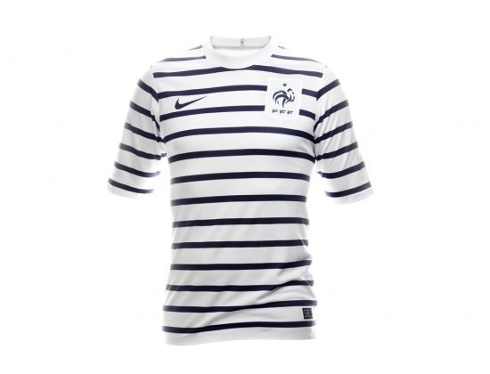 NikeFFF_MaillotAWAY_Body_HD