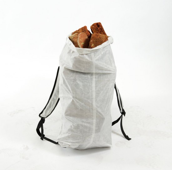 103OUTLIERBagOfBricks