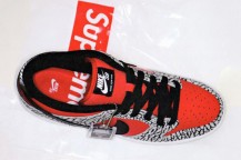 supreme-nike-dunk-low-pro-sb-
