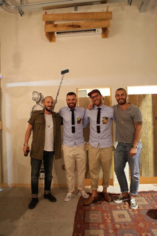 528667_371969629547733_1902518484_n