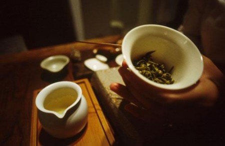 419258_275377435871912_1652598162_n-1