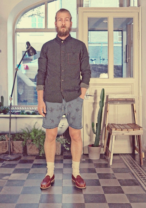 Seducer pinstripe shirt & Rattler print shorts
