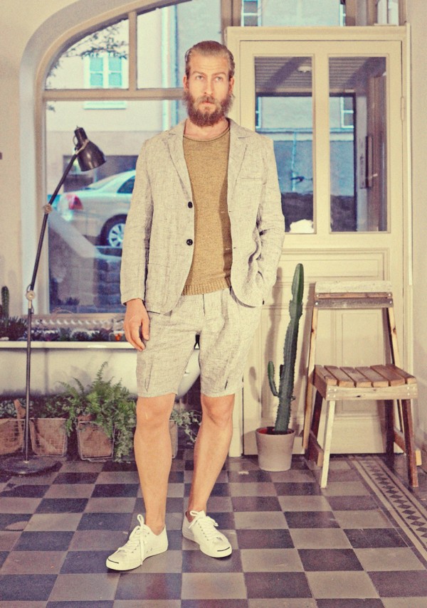 Thompson blazer & Nights Outro shorts