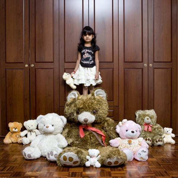 gabriele-galimberti-toy-stories-reanya-velaithan-kuala-lumpur-malaysia