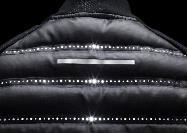 Nike_Aeroloft_800_Vest_Detail_4_large