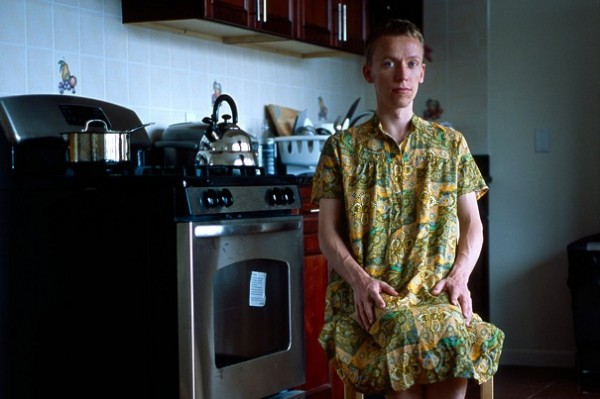 men-wearing-girlfriend-clothes-jon-uriarte-3