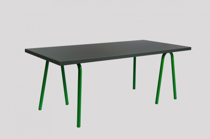 WH Trion Table green-dark grey lino