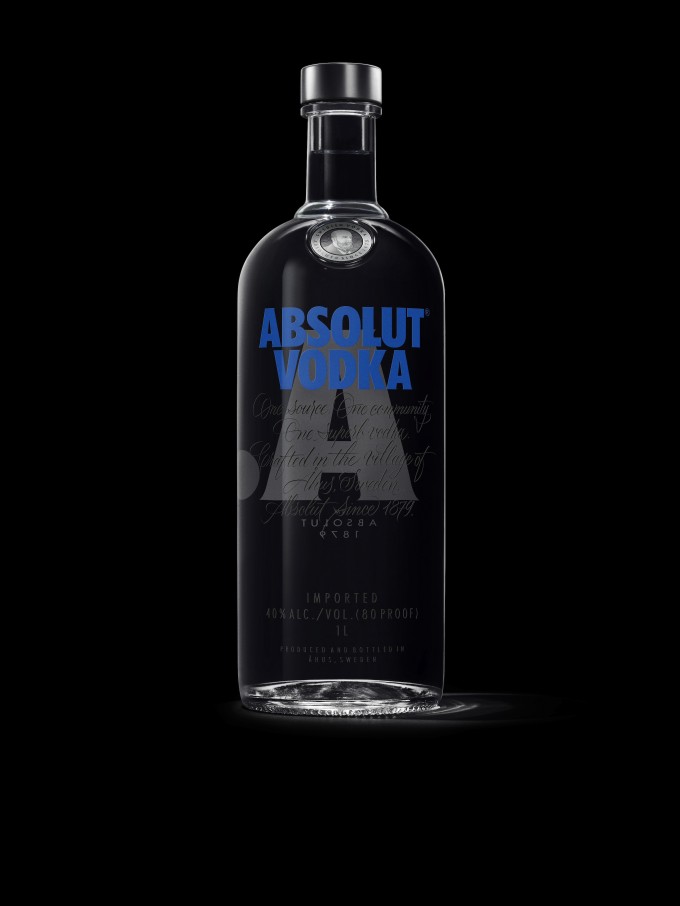 ABSOLUT_Black_Front