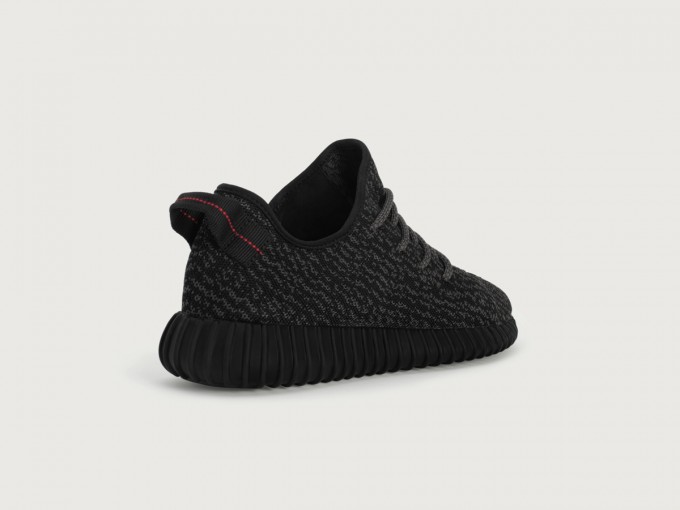YZY350_BLACK_03