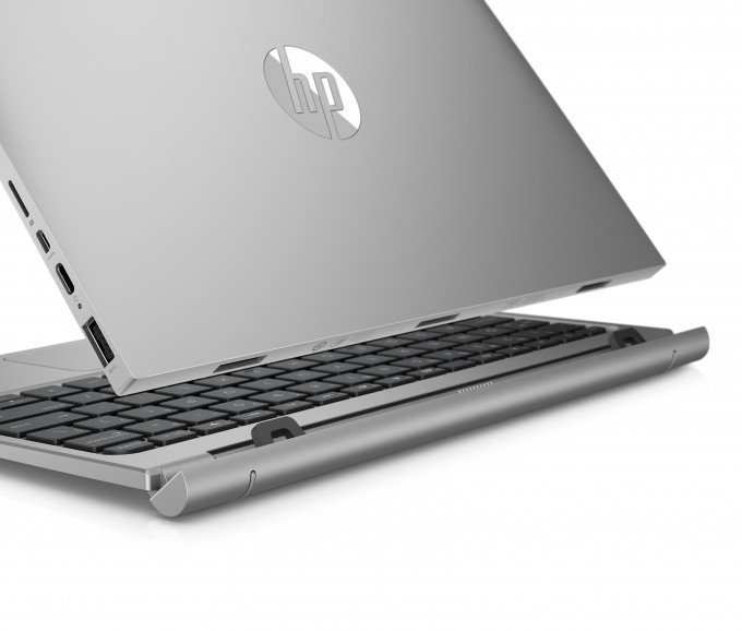 HP Pavilion x2_left facing_magnetic hinge