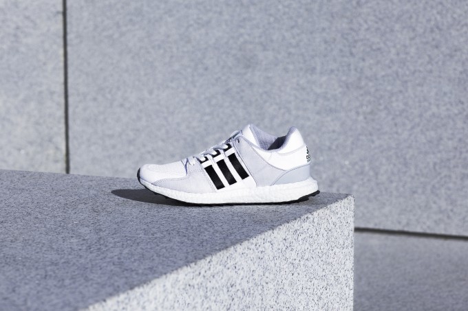 EQT_White_4000px