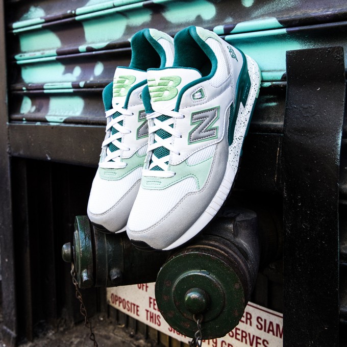 nb_90s_social_media_M530PSA