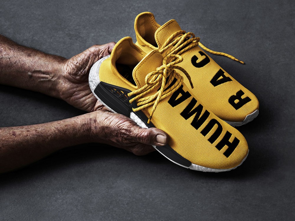 scarpe human race prezzo basso