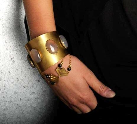 Ela Stone bracelet-edith-or-vieilli-agate-noire-tu-3