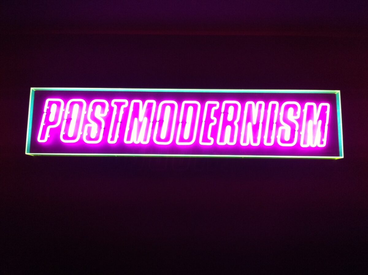 POSTMODERNISM Postmodernism-V&A-2