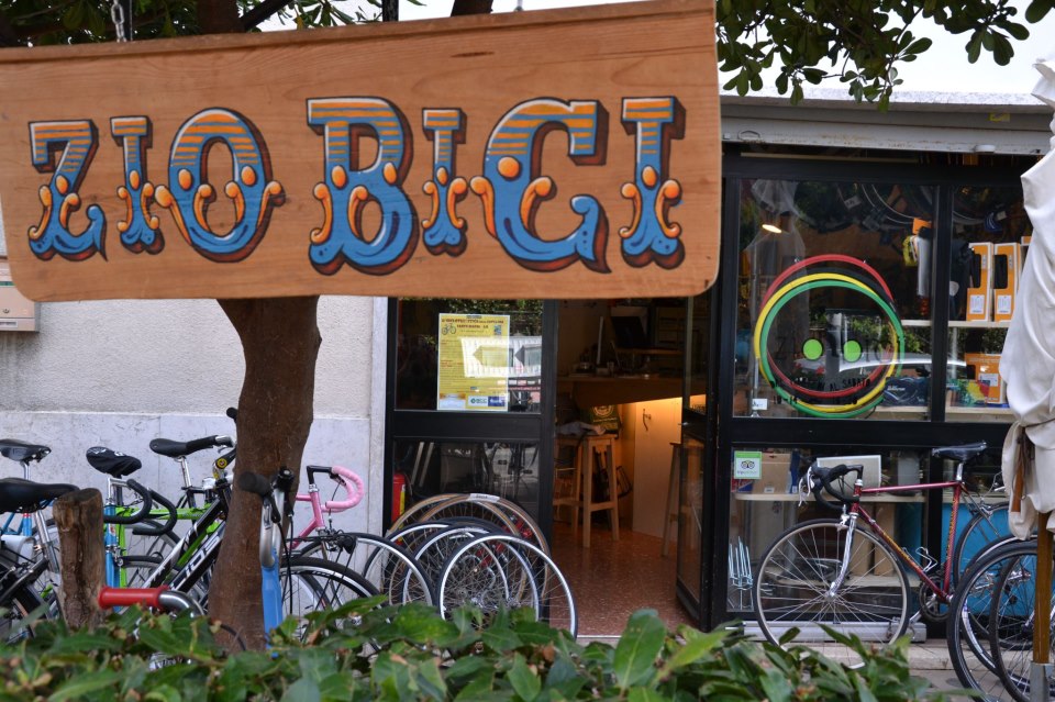 Zio Bici. Un BarBike Shop 409207_346208095476243_1780618626_n