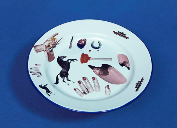 SELETTI wears TOILETPAPER 001