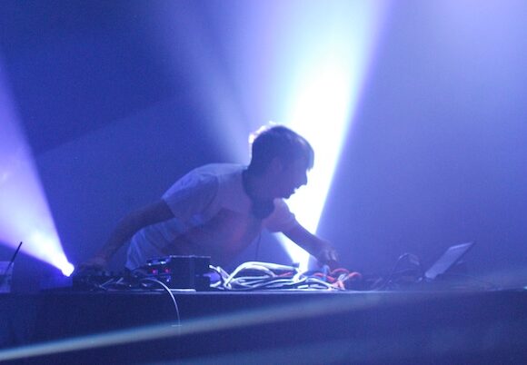 Elita Day 4: James Holden, John Hopkins, Luke Abbott, Rudy Zygadlo #wecrossover #polkadotmdw13 holden_hopkins 3