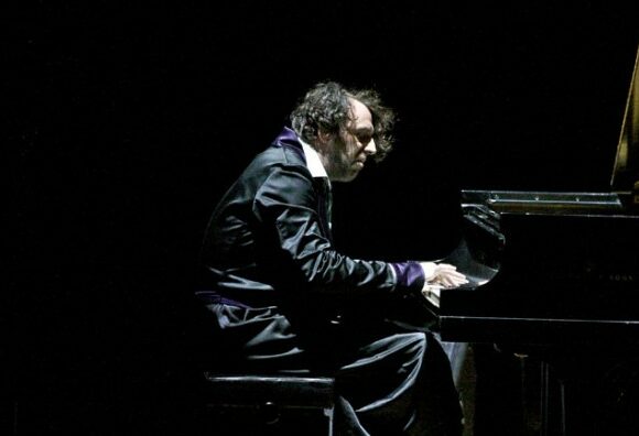 A lezione di piano con Chilly Gonzales Chilly-Gonzales-659x396