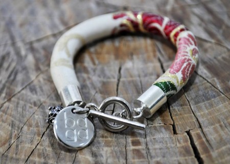 553563_567999789934115_1860738623_n