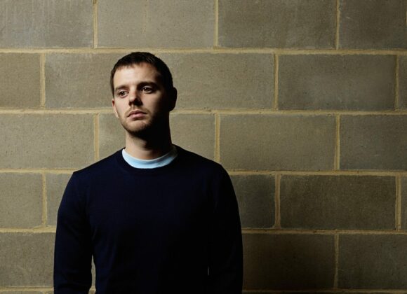 Mike Skinner (The Streets) al Tunnel skinner