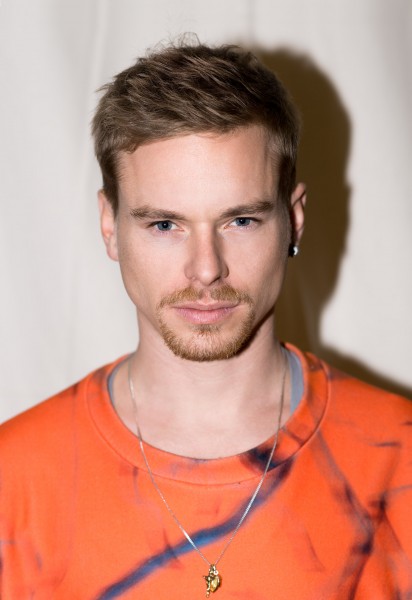 JULIAN ZIGERLI_Portrait_PH Jonas Hegi