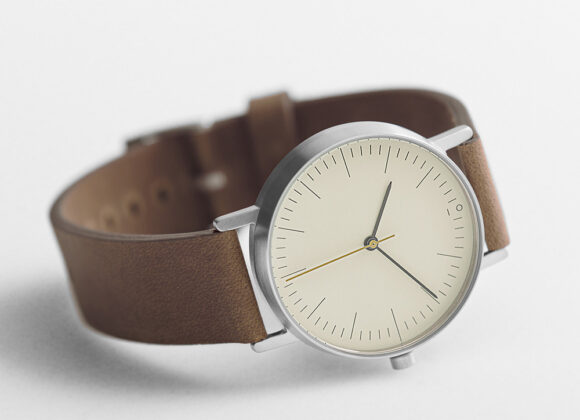 Stock Watches Stock-Brown-Angle