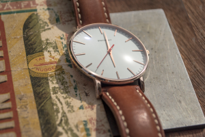 slim-wrist-watch-minimalist-design-italian-handmade-leather-strap-2