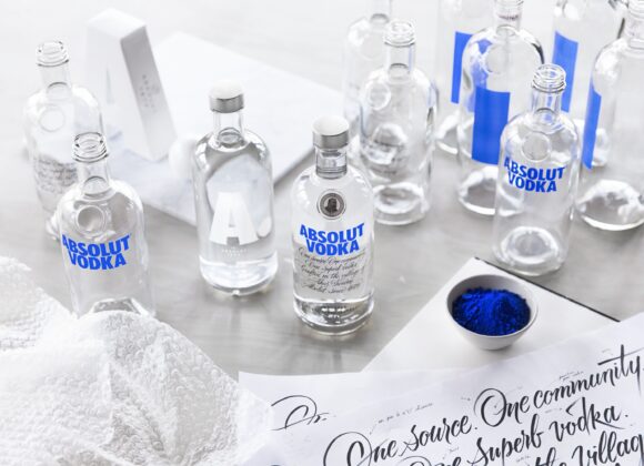 La nuova bottiglia di ABSOLUT ABSOLUT-PROCESS