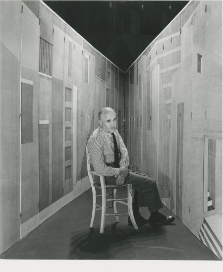 portrait 1958-stanza metafisica