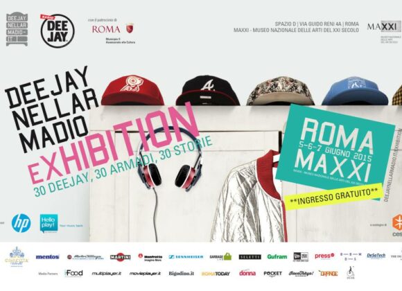 Deejaynellarmadio: frugare nelle vite delle voci di Radio Deejay dj