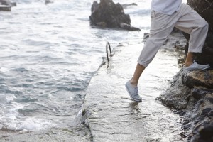 low_lightweight_grey