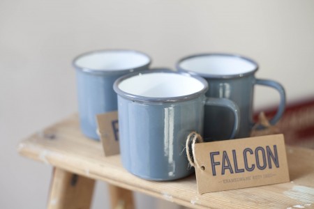 Le collezioni per la tavola in ceramica smaltata Falcon Enamelware 2