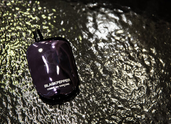 Comme des Garçons BLACKPEPPER 01_comme_des_garcons