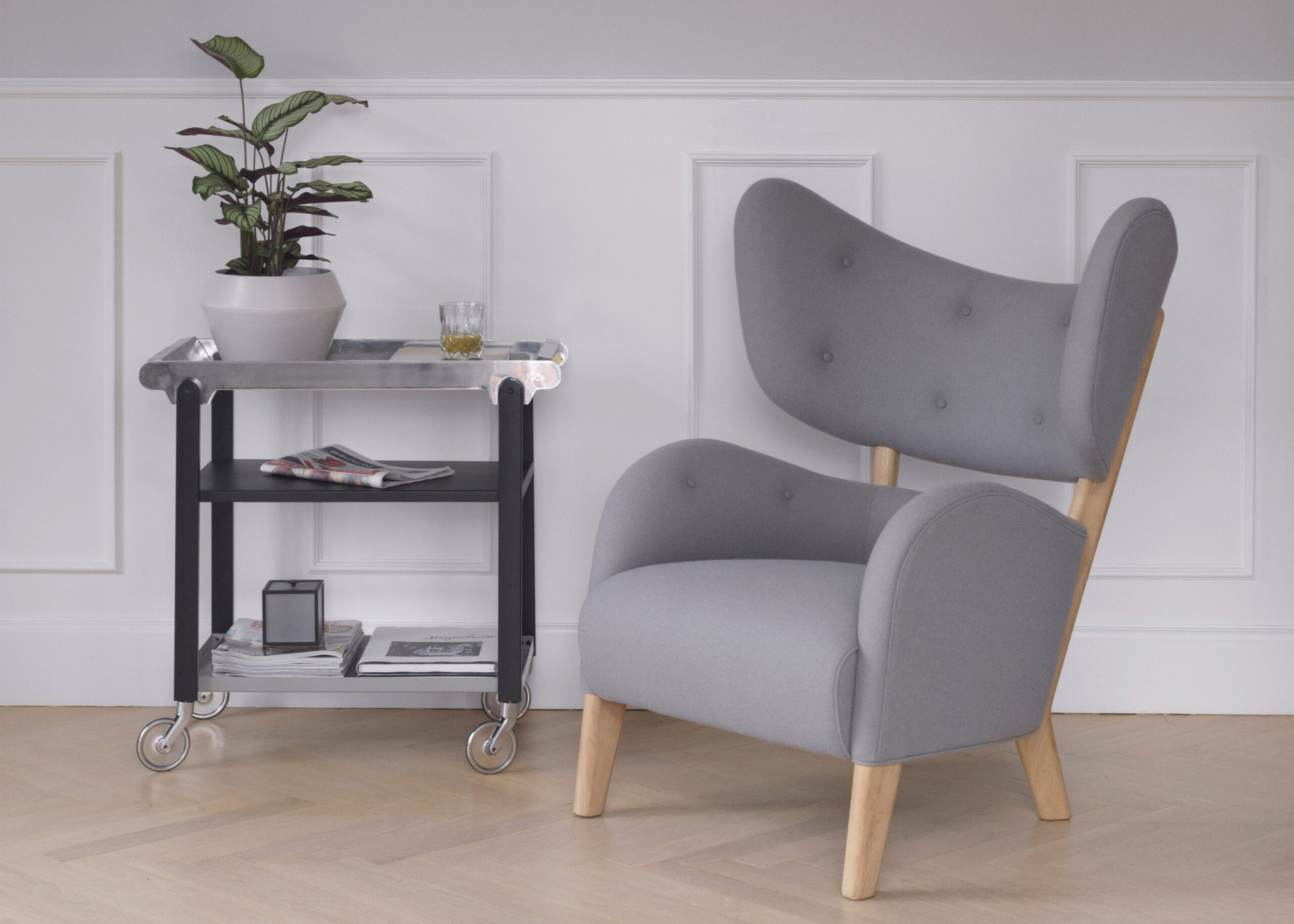 by Lassen - My Own Chair e Anoon bylassen-my-own-chair-grey-furniture-design_lifestyle_dezeen_3408_slideshow_6