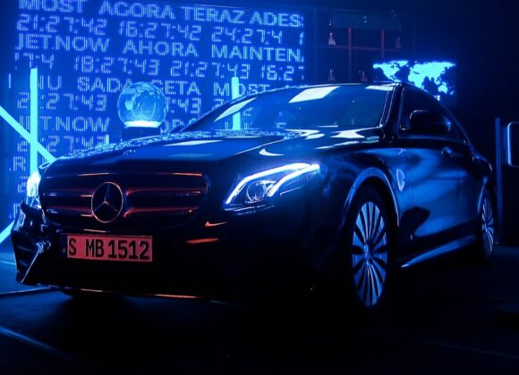 Mercedes-Benz Now Experience the-mercedes-benz-now-experience