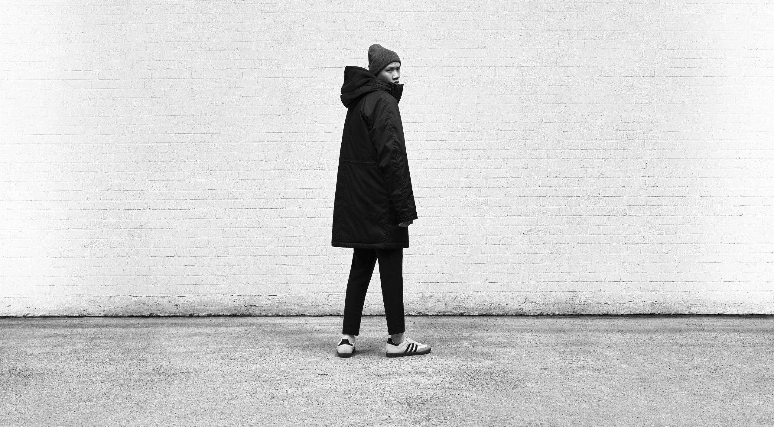 +H21294_Originals_SAMBA_FW18_KEY_Fashion_LOOK1-June-Foundation_Men02_B75806