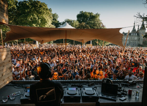 Paradise City Festival PC - landingspage - by Fille Roelants-3