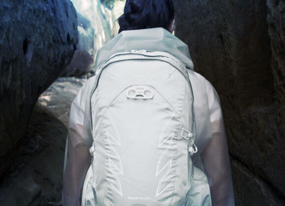 Osprey presenta Talon Ghost, l'apice dell'outdoor moderno. Talon Ghost lifeystyle image 1_web