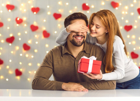 Young,Couple,In,Love,Celebrating,Saint,Valentine's,Day,Or,Relationship