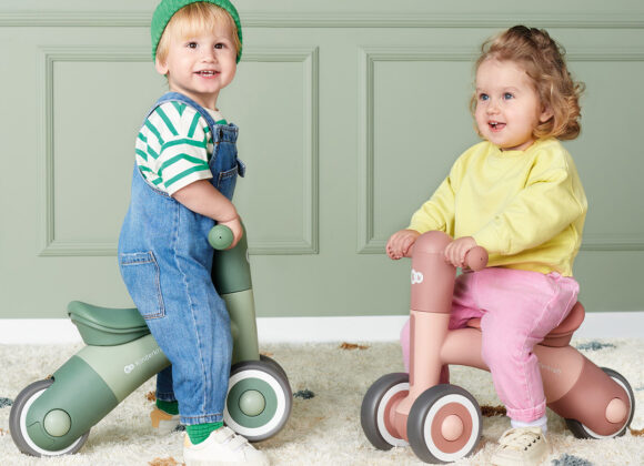 Kinderkraft semplifica la vita di genitori e bambini con prodotti di qualità 1080x1350_MINIBI_1