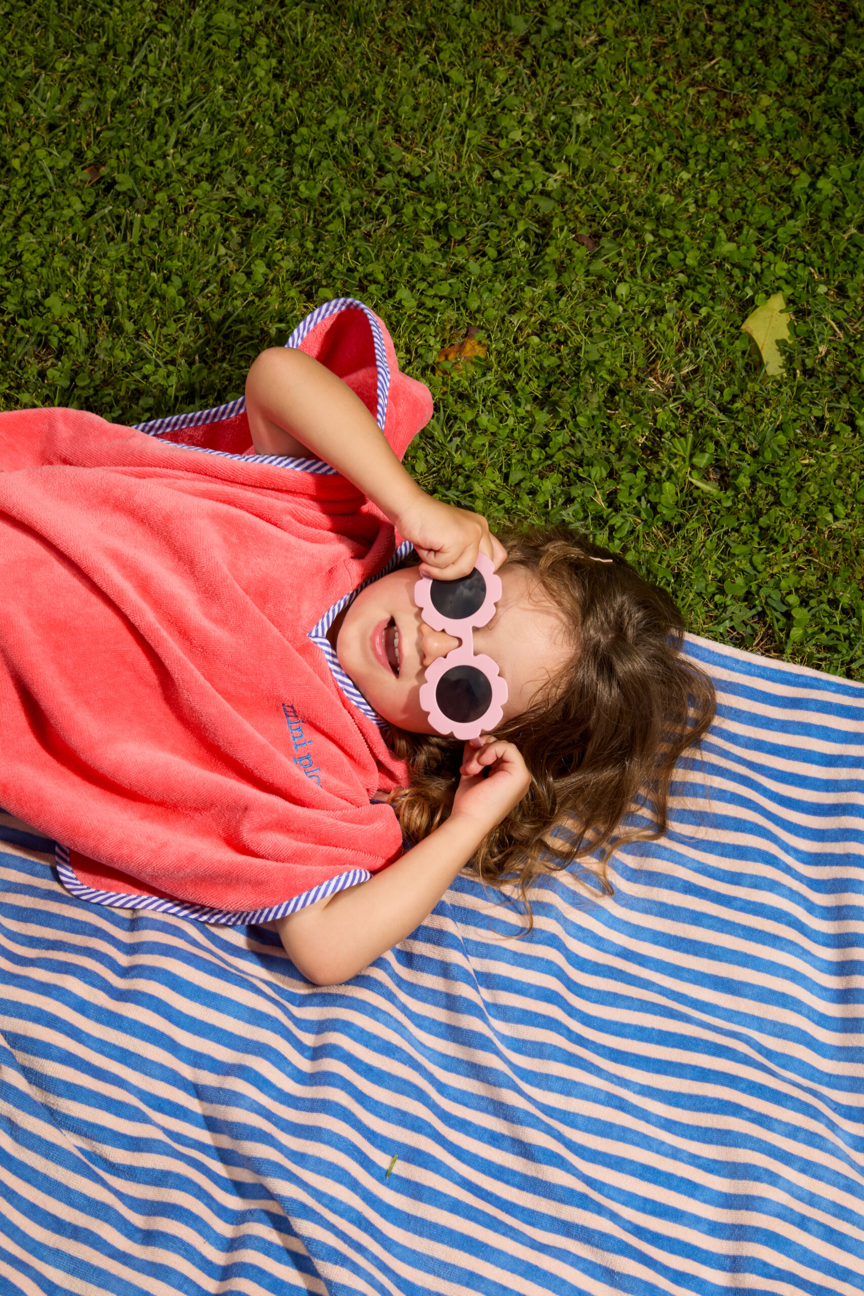 Jera Mini: Tessuti Organici per Avventure Quotidiane 2