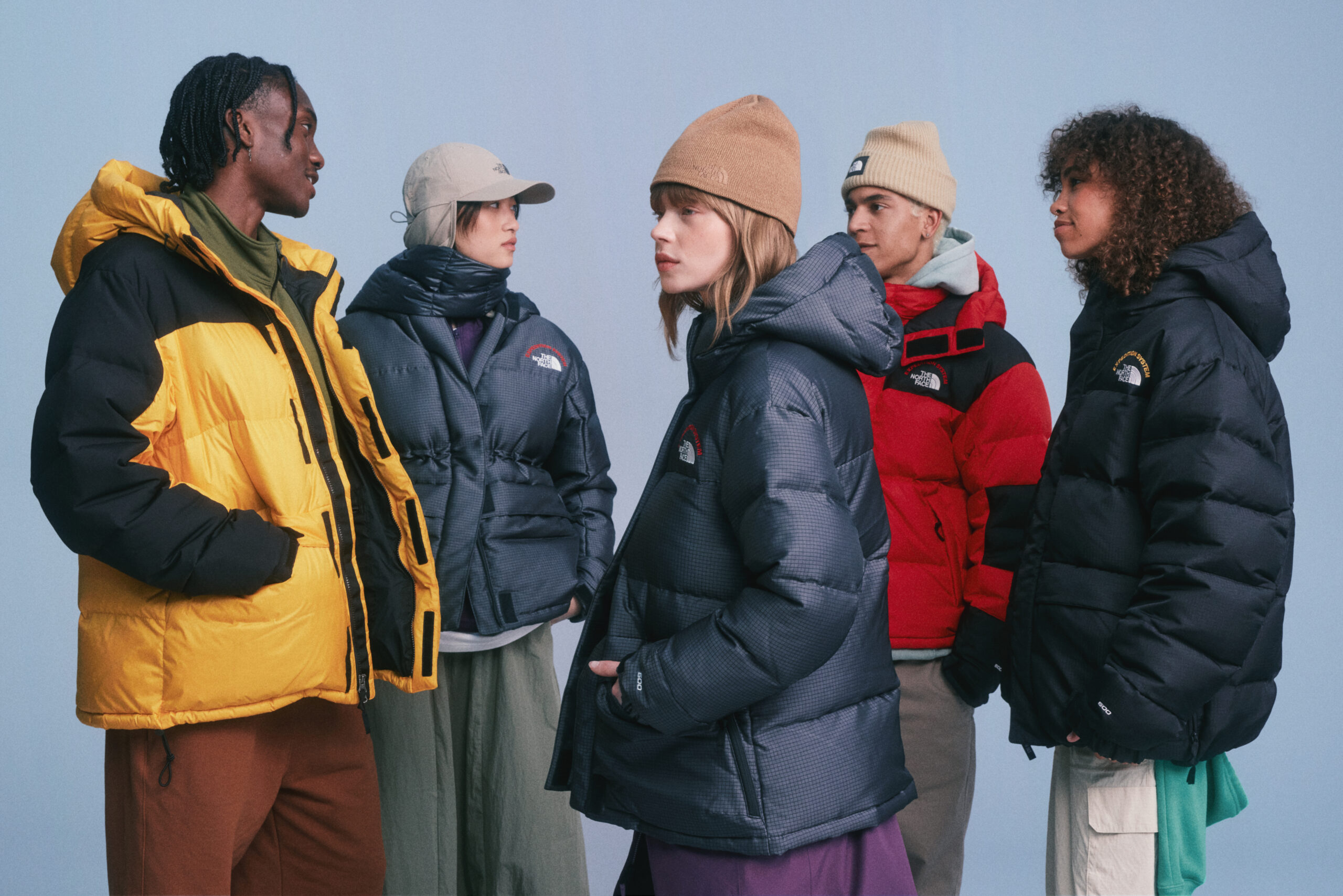 The North Face: 30 Anni di Innovazione con il Nuovo Himalayan Parka TNF_FW24_HMLYNParka_Aung_1183 300dpi JPG