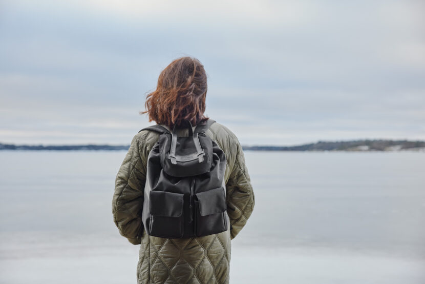 7333222021960-50670218120NA-Changingbag-Backpack-CITY-Black-LP (2)