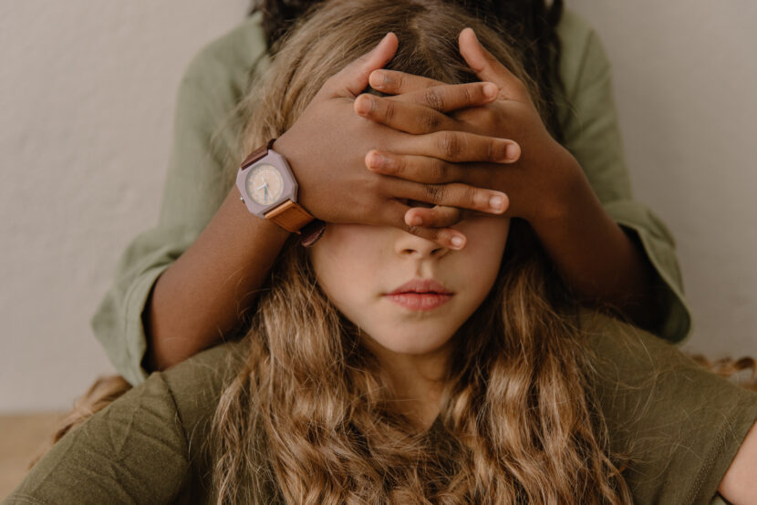 Mini Kyomo: Orologi per Bambini che Raccontano Storie MK-144