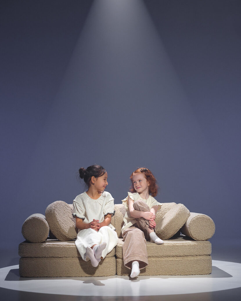 Wigwiama_Biscuit_Setttee