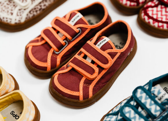 KOOPS: le scarpe che fanno bene ai piedi dei bambini (e al loro futuro) DSC09687